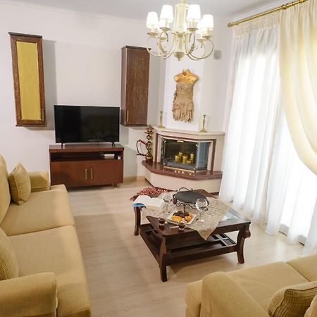 Апартаменты Luxury Dafnis House Верия Экстерьер фото